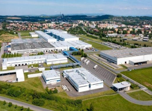 magazyny-do-wynajecia-ctpark-hranice-olomouc-6l0p4vjo3s2_700x383